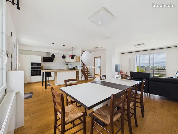 Maison 6 pièces 150 m²