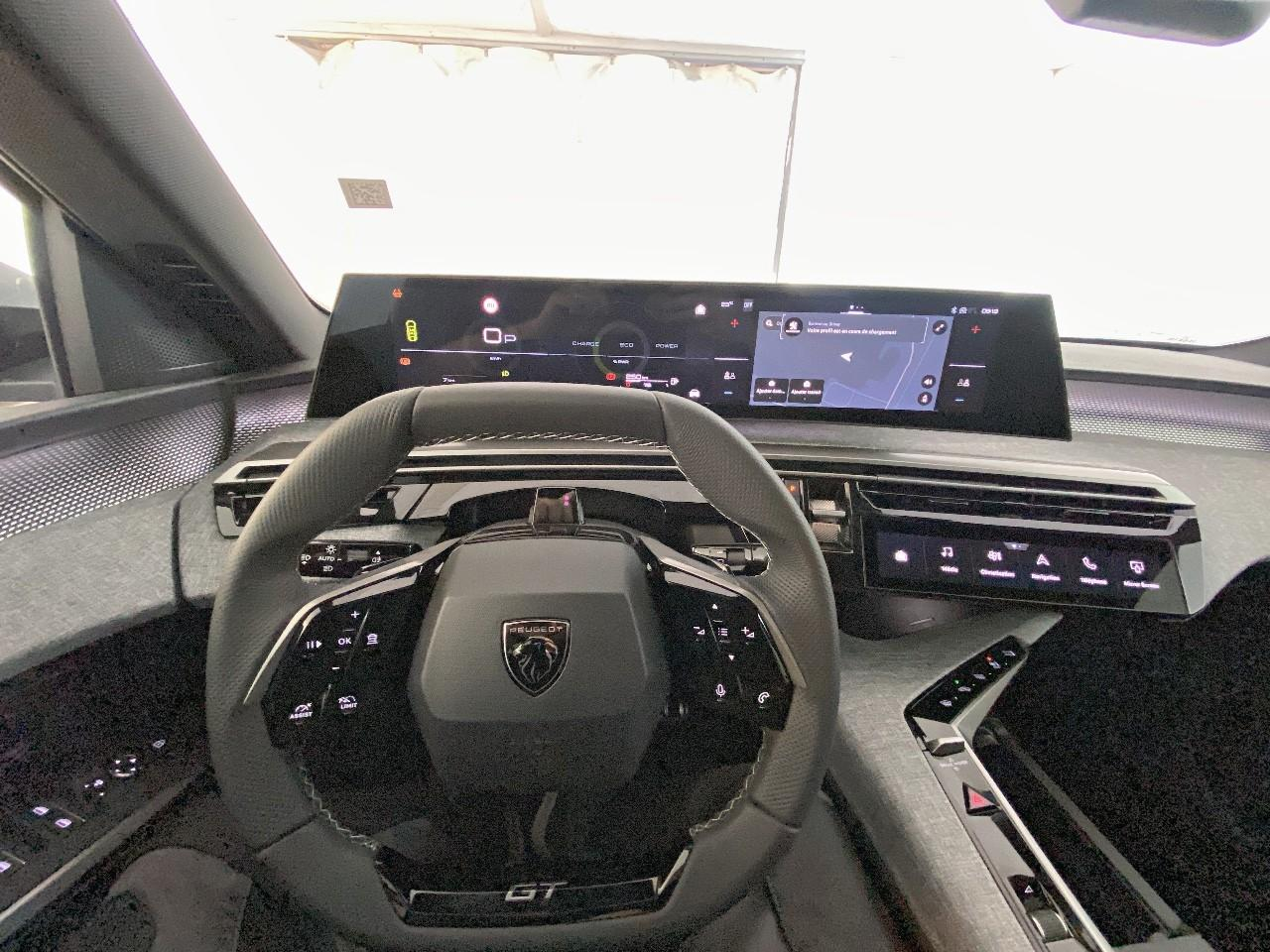 Peugeot 3008 hybrid 145 e-dcs6 gt — photo 12