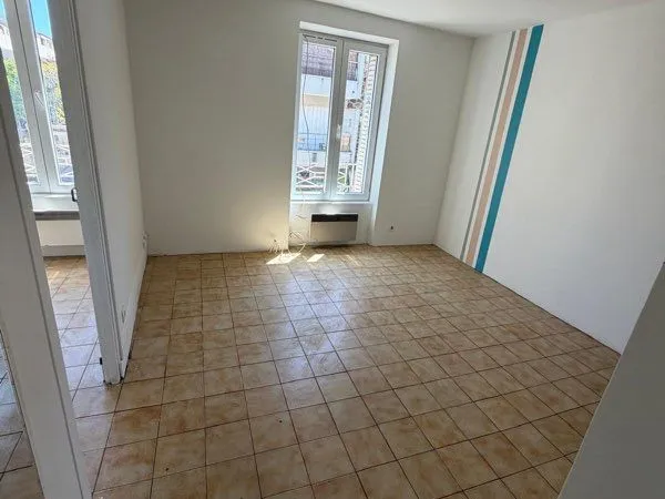 Appartement à louer de 32,5 m² à Noisy-le-Sec - 750 hors charges