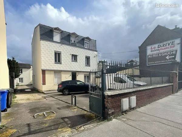 Immeuble de rapport 19 pièces 371 m²