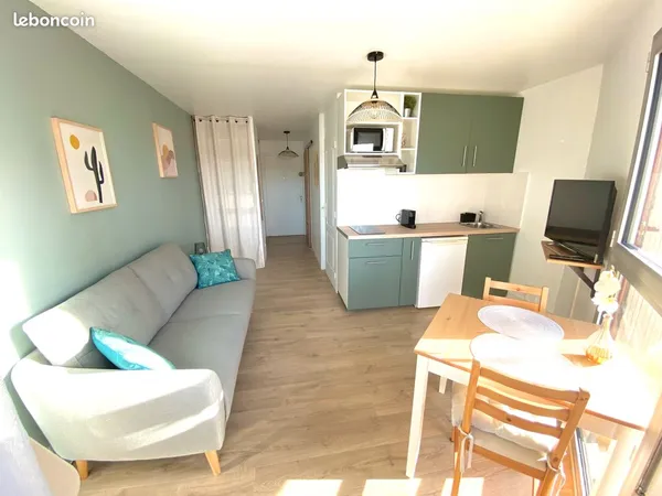 LOCATION T1 bis A L'ANNEE PORT CAPBRETON