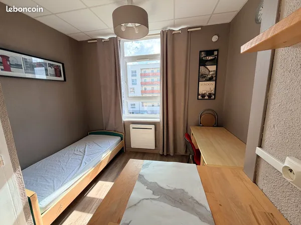 Studio proche écoles et universités