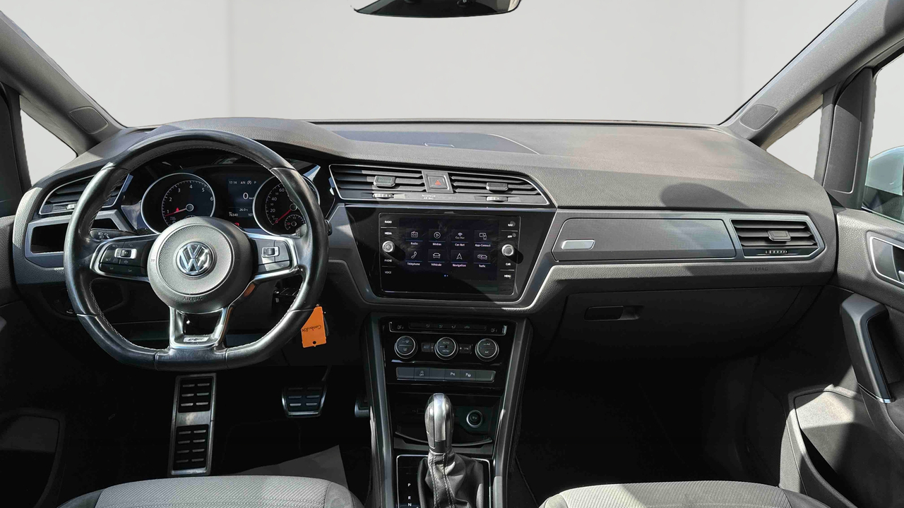 Volkswagen Touran 1.5 TSI EVO 150 DSG7 5pl — photo 9