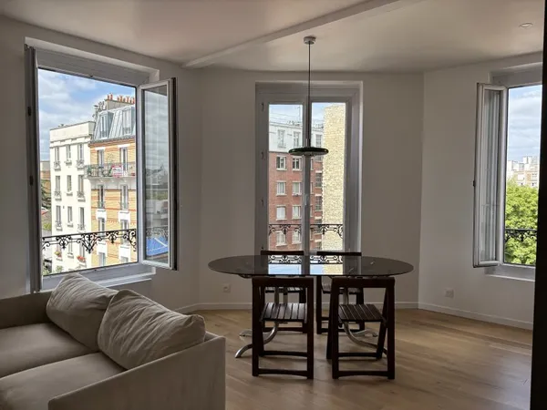 Loue appartement rénové - 34m²