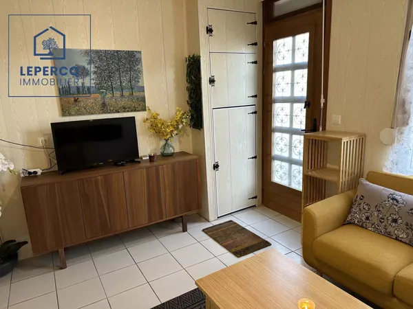 Maison F2 bis meublé - Centre ville de Crepy-en-Valois
