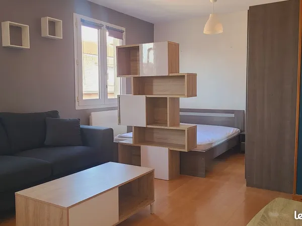 Studio meublé idéal étudiants / jeunes travailleurs
