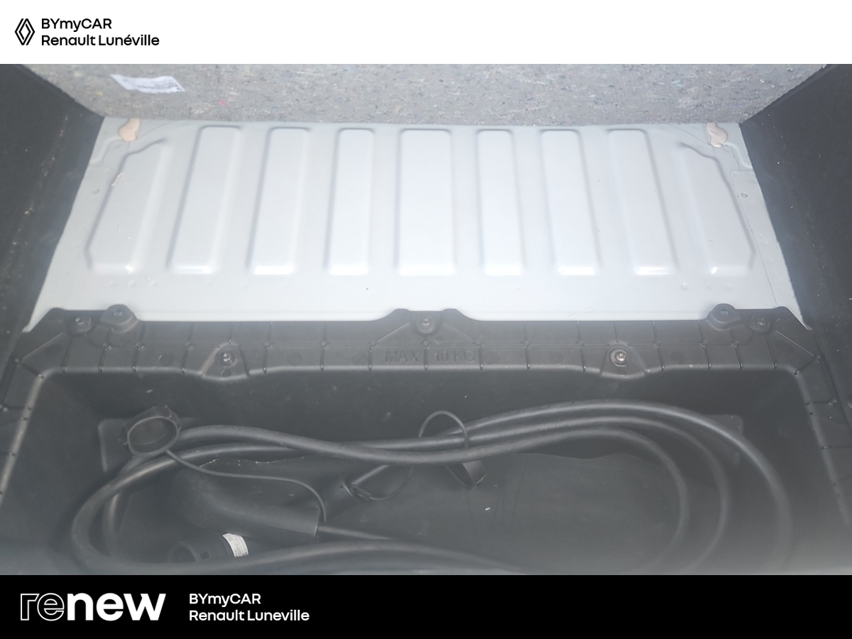 Renault Megane E-Tech EV60 220 ch optimum charge — photo 15