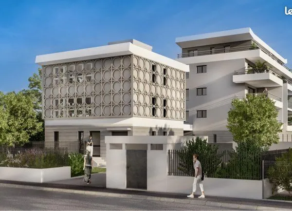 Local professionnel neuf 47,53 m² PMR + 2 parkings — Idéal médical / tertiaire