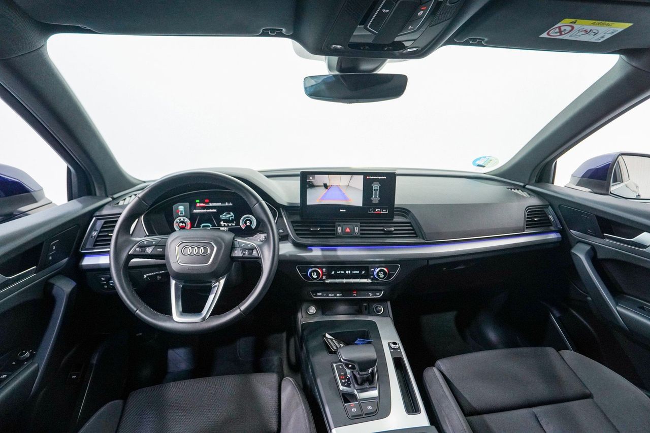 Audi Q5 — photo 11