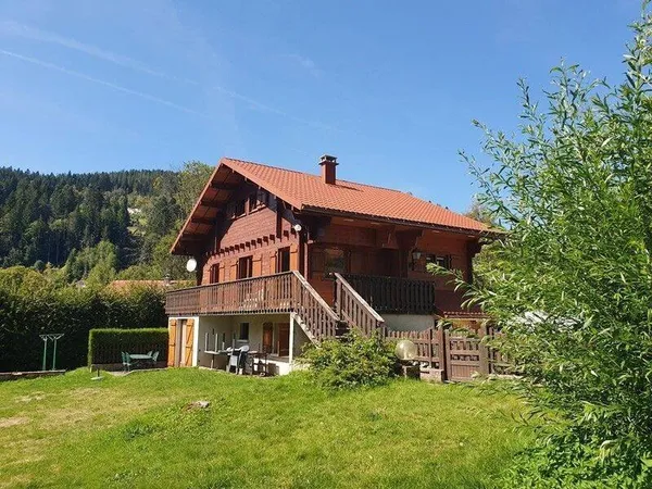 Chalet 10 pièces 150 m²