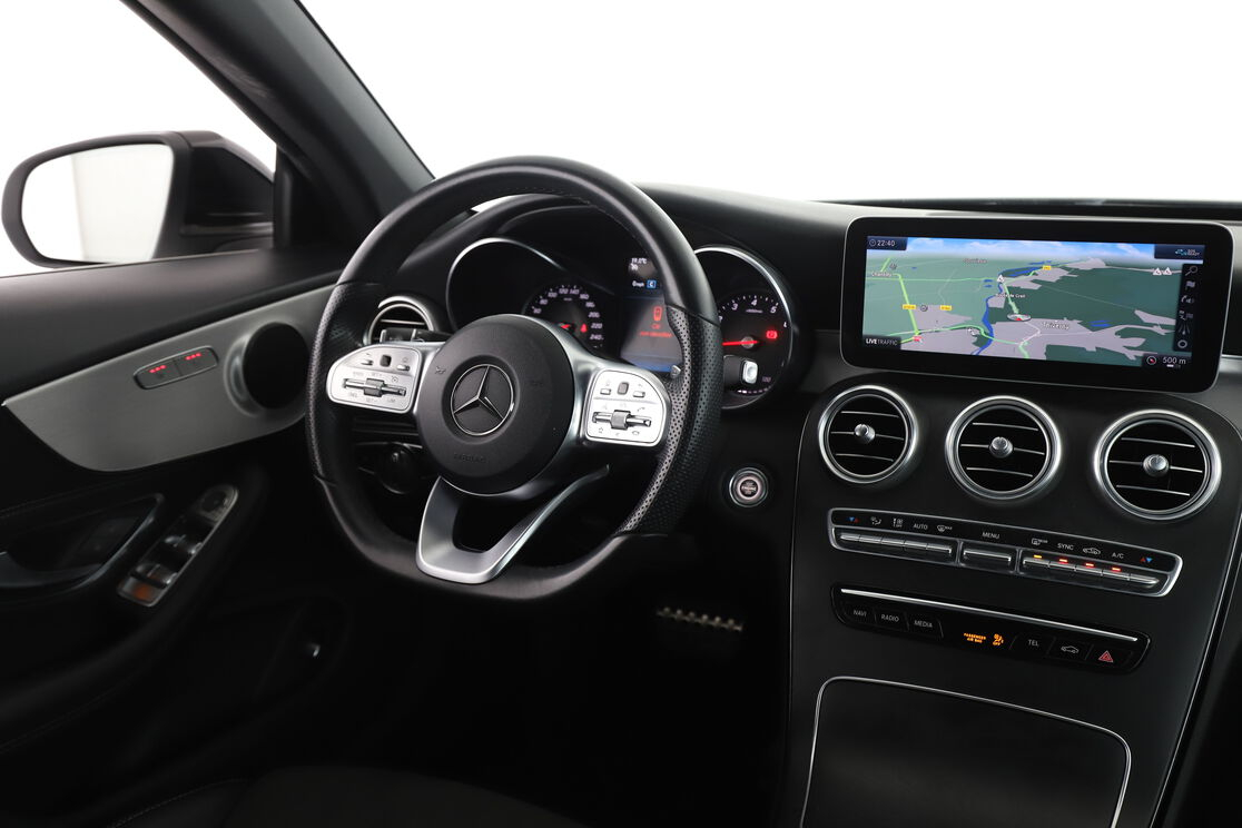 Mercedes-Benz Classe C Cabriolet 180 AMG Line 9G-Tronic — photo 12
