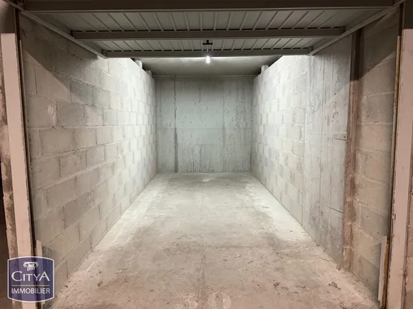 Stockage Vente Rambouillet 10m² 22500€