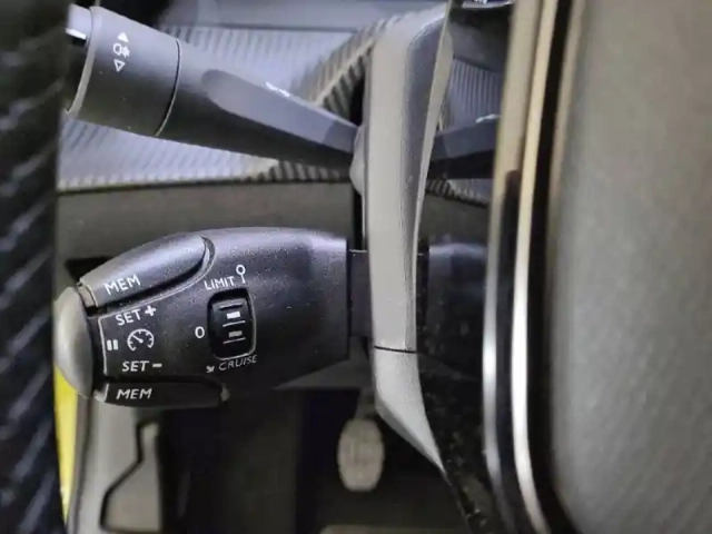 Peugeot 208 puretech 100 s&amp;s bvm6 — photo 53