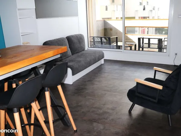 Loue T2 avec vue sur la mer - Balcon 10m2 - Les Minimes 17000 La Rochelle - Avec bail mobilité