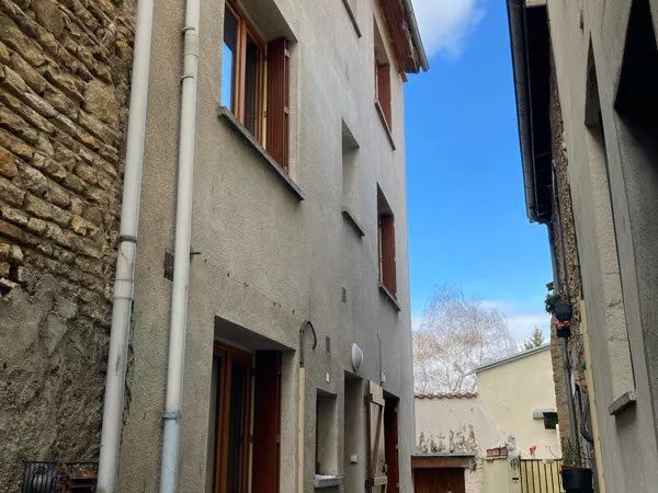 Maison de bourg + grange