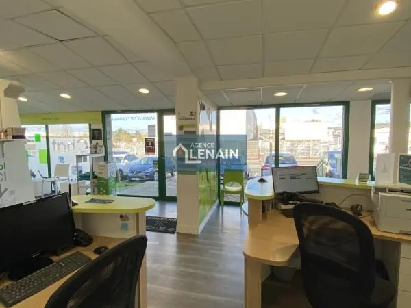 Bureaux 241 m²