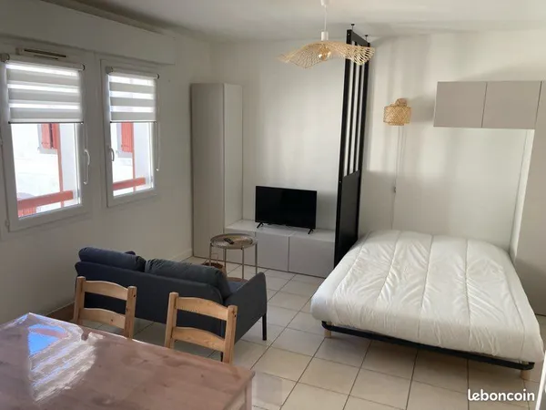 Vente en direct propriétaire — sans agence HENDAYE — Studio 29,74 m² avec parking