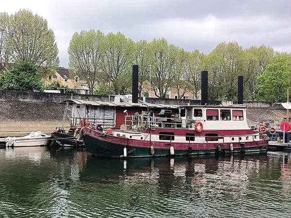 Péniche 4 pièces 38 m²