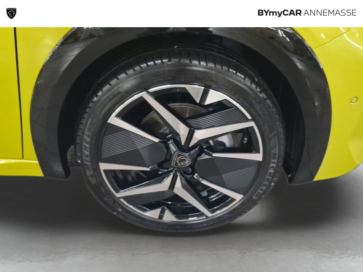 Peugeot 208 Hybrid 145 ch e-DCS6 — photo 17
