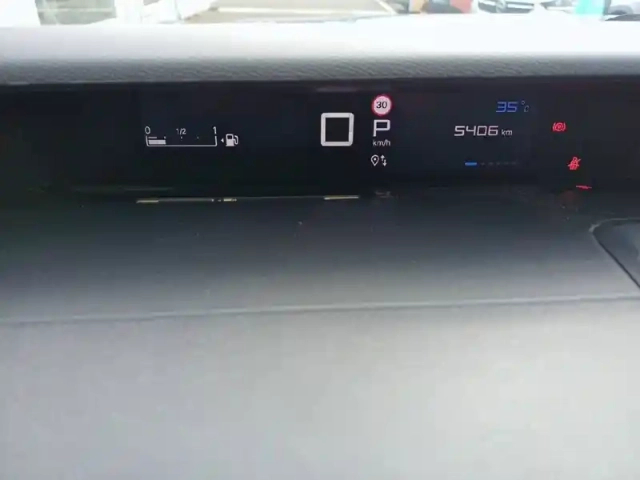 Citroën C3 hybride 110 ch automatique — photo 10