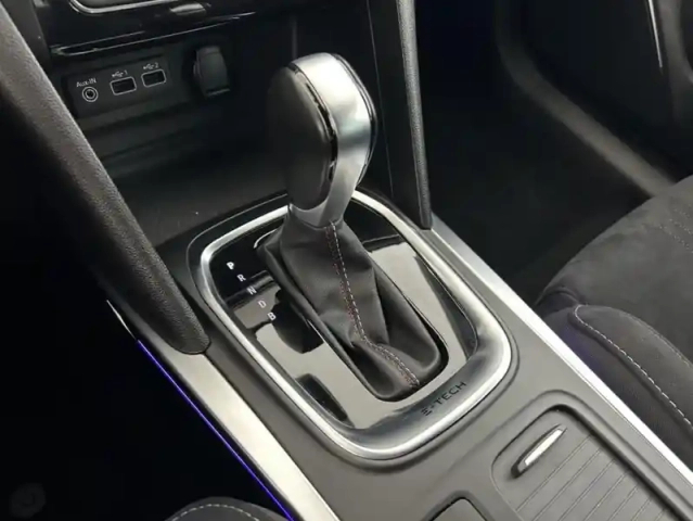 Renault Megane 1.6 e-tech plug-in 160ch rs line suréquipée — photo 13