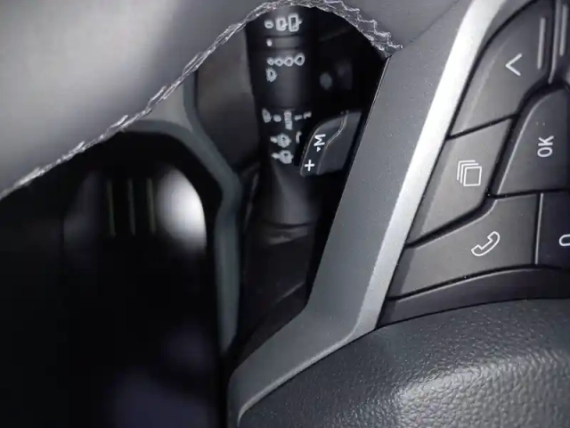 Dacia Duster hybrid-g 150 4x4 — photo 85