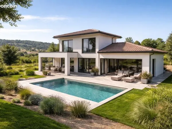 Maison 5 pièces 150 m²
