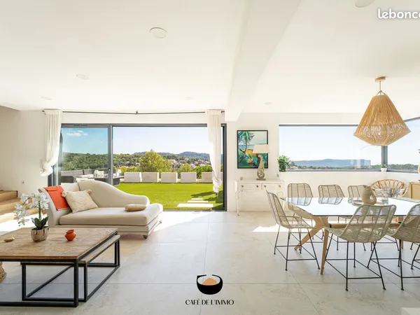 Villa 5 pièces 278 m²