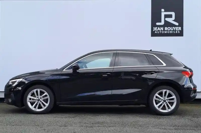 Audi A3 sportback 40 tfsie 204 s tronic 6 — photo 10