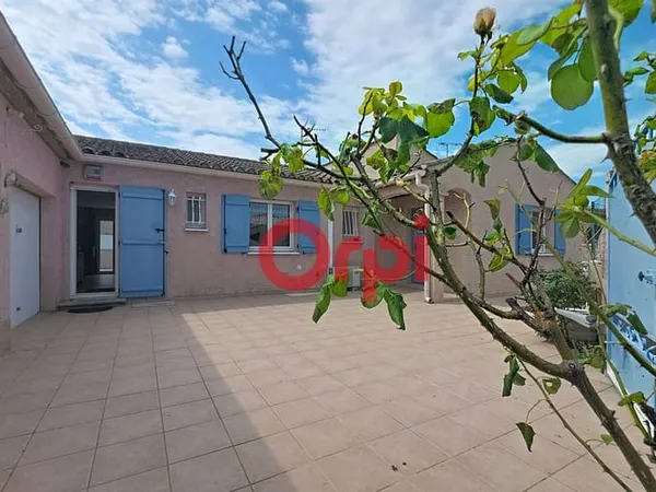 Maison 6 pièces 230 m²