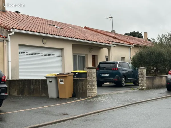 Loue MAISON quartier THALES / Gare proche commerce et centre ville de Cholet