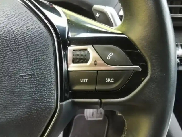 Peugeot 3008 hybrid 225 allure pack 1.6 224 — photo 45