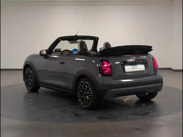 Mini Cooper cabrio s 204ch favoured dkg7 — photo 6