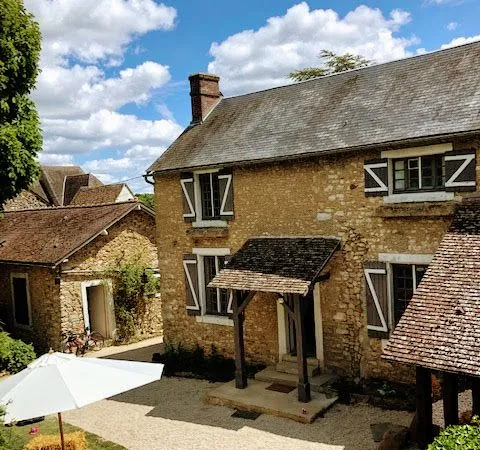Propriété de charme - 3 maisons, 4700m2 de jardin arboré