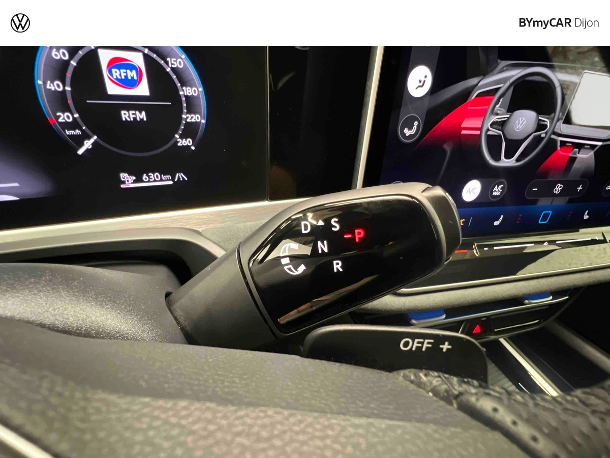 Volkswagen Passat 1.5 eHybrid 272 DSG6 — photo 22
