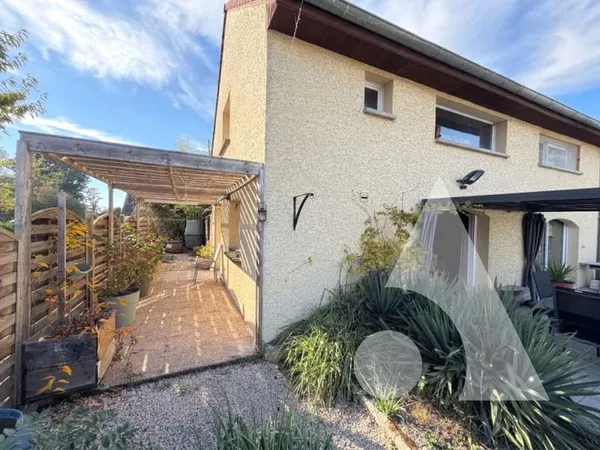 Maison Le Deschaux 4 pièce(s) 103 m2