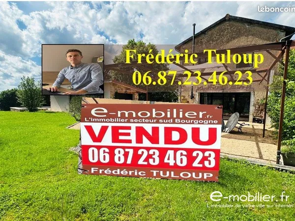 Maison 9 pièces 242 m²