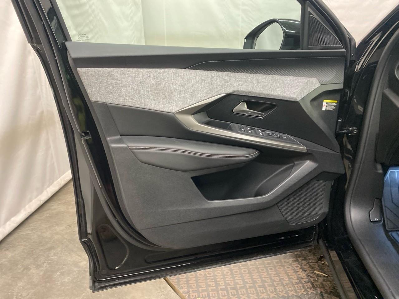 Peugeot 3008 hybrid 145 e-dcs6 allure — photo 26