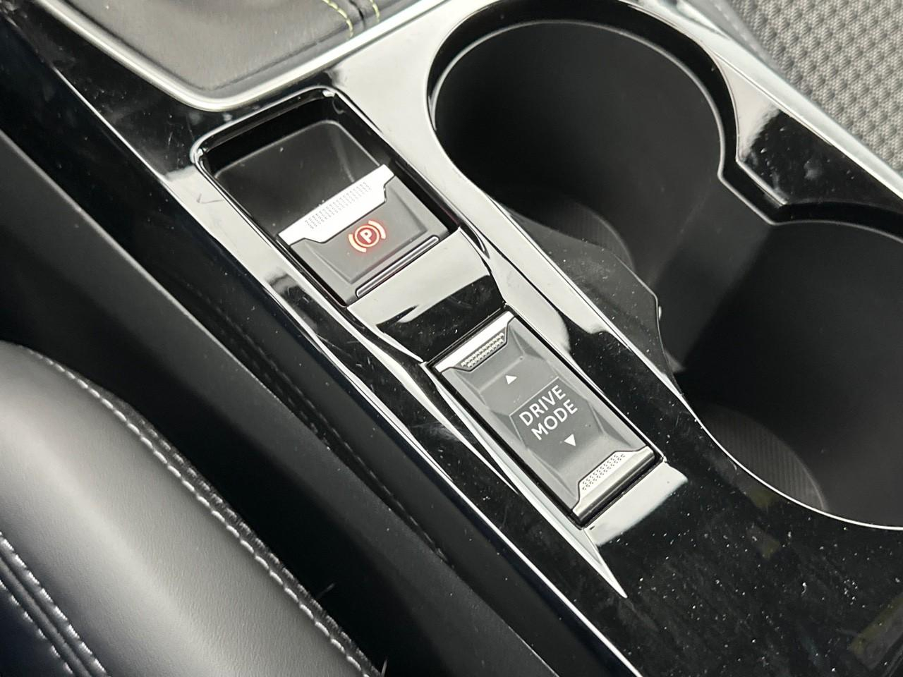 Peugeot 208 puretech 100 s&s bvm6 gt — photo 32