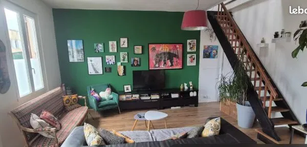 T4 duplex 90m2 récemment rénové domaine de la gare