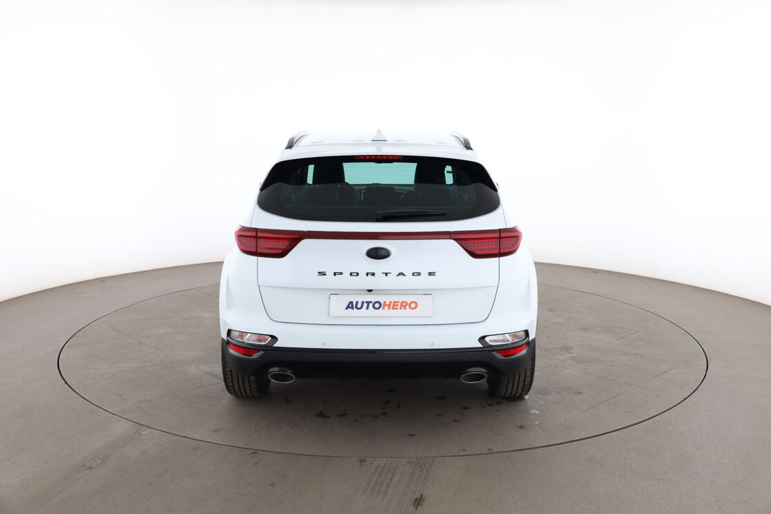 Kia Sportage 1.6 CRDi MHEV Black Edition 2WD DCT7 — photo 4