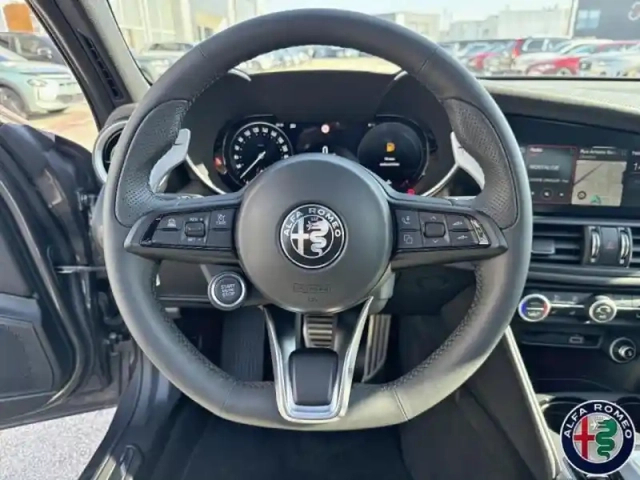 Alfa Romeo Giulia 2.2 diesel 160ch veloce at8 — photo 14