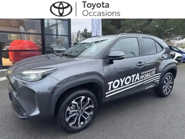 Toyota Yaris cross 116h design my25