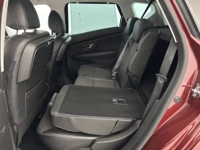 Renault Scenic dci 110 energy edc — photo 38