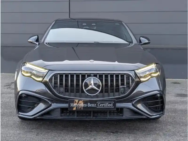 Mercedes Classe E e 53 hybrid 4matic+ — photo 8