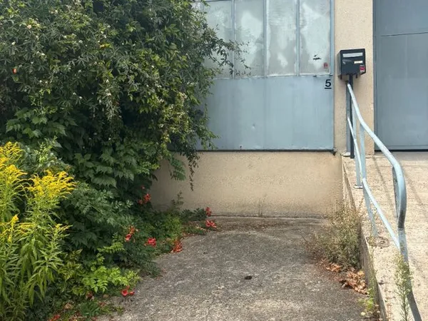 Local commercial 211 m² LA FERTE ALAIS