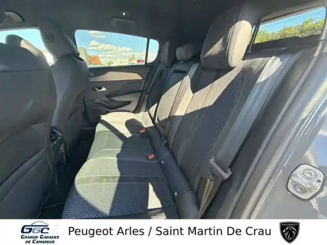 Peugeot 308 phev 225 e-eat8 — photo 10