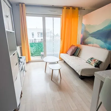 Studio meublé 34,6 m² coin nuit, balcon et parking