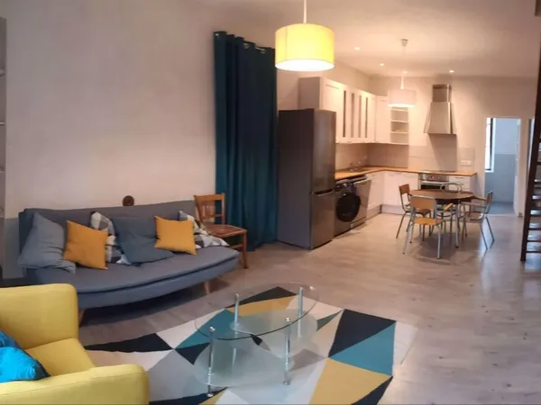 Charmant duplex T3 de 60 m² au calme — Dernier étage — Quartier Gare / Alsace-Lorraine