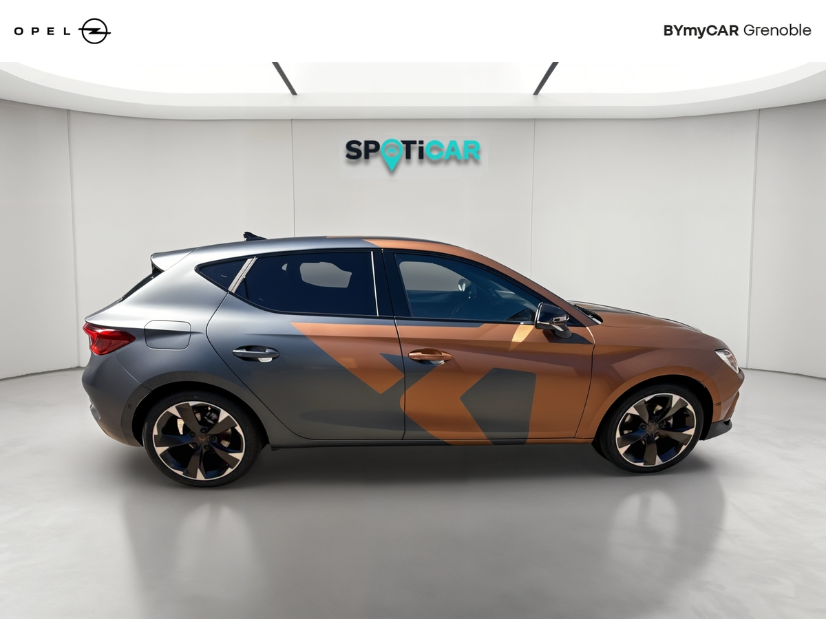 Cupra Leon 1.5 eTSI 150 ch DSG7 — photo 6